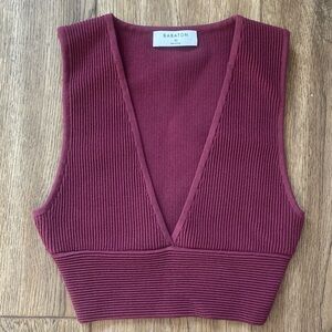 Babaton Deep Red Ribbed Crop Top